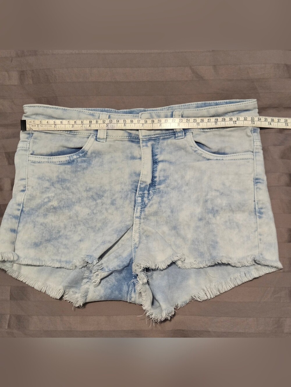 H&M Black, Light Blue & Medium Blue Denim Shorts Bundle Of 3 - Picture 7 of 12